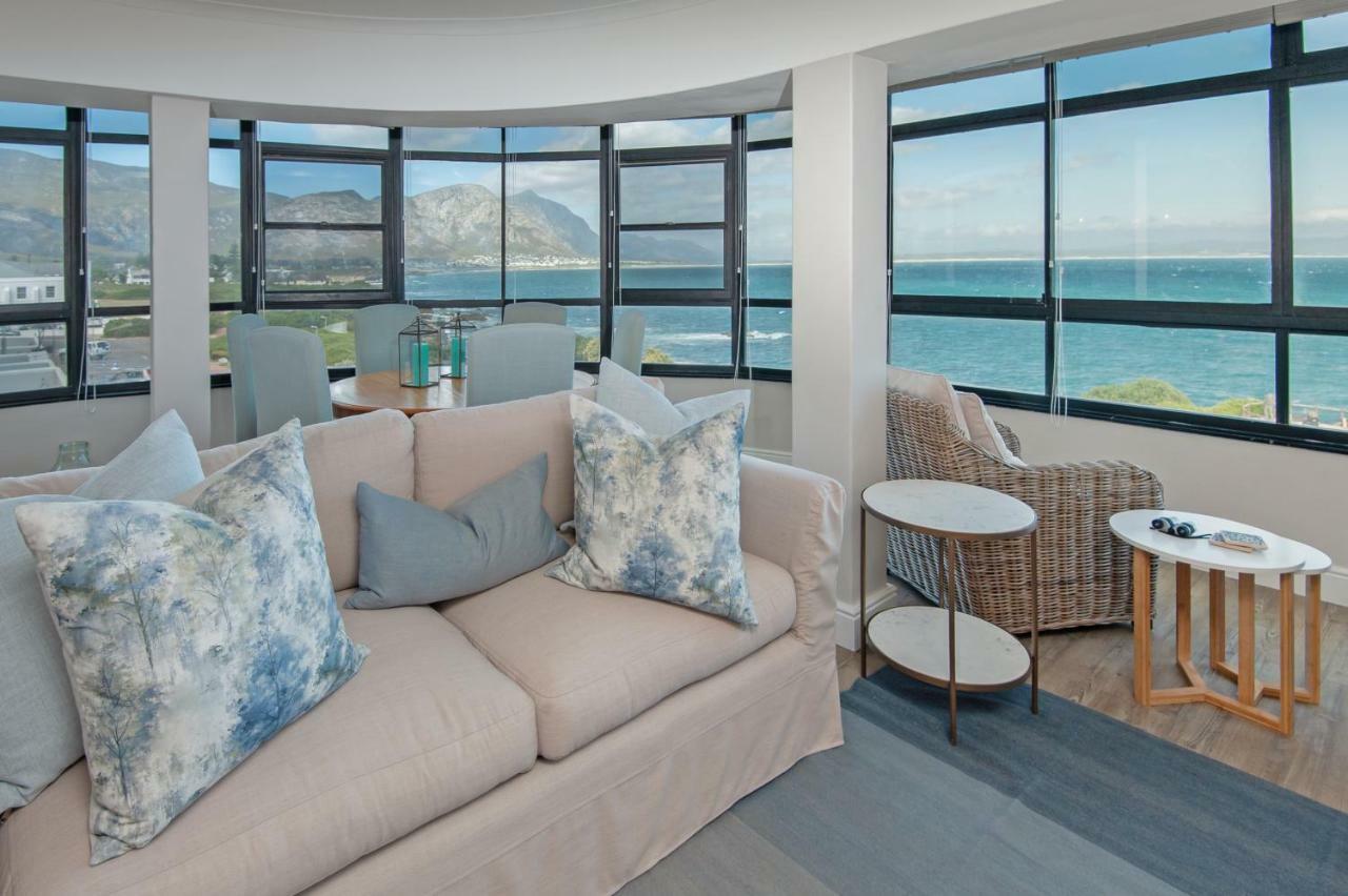 The Sun, Whales & Waves - Seafront Apartment Hermanus Exterior photo